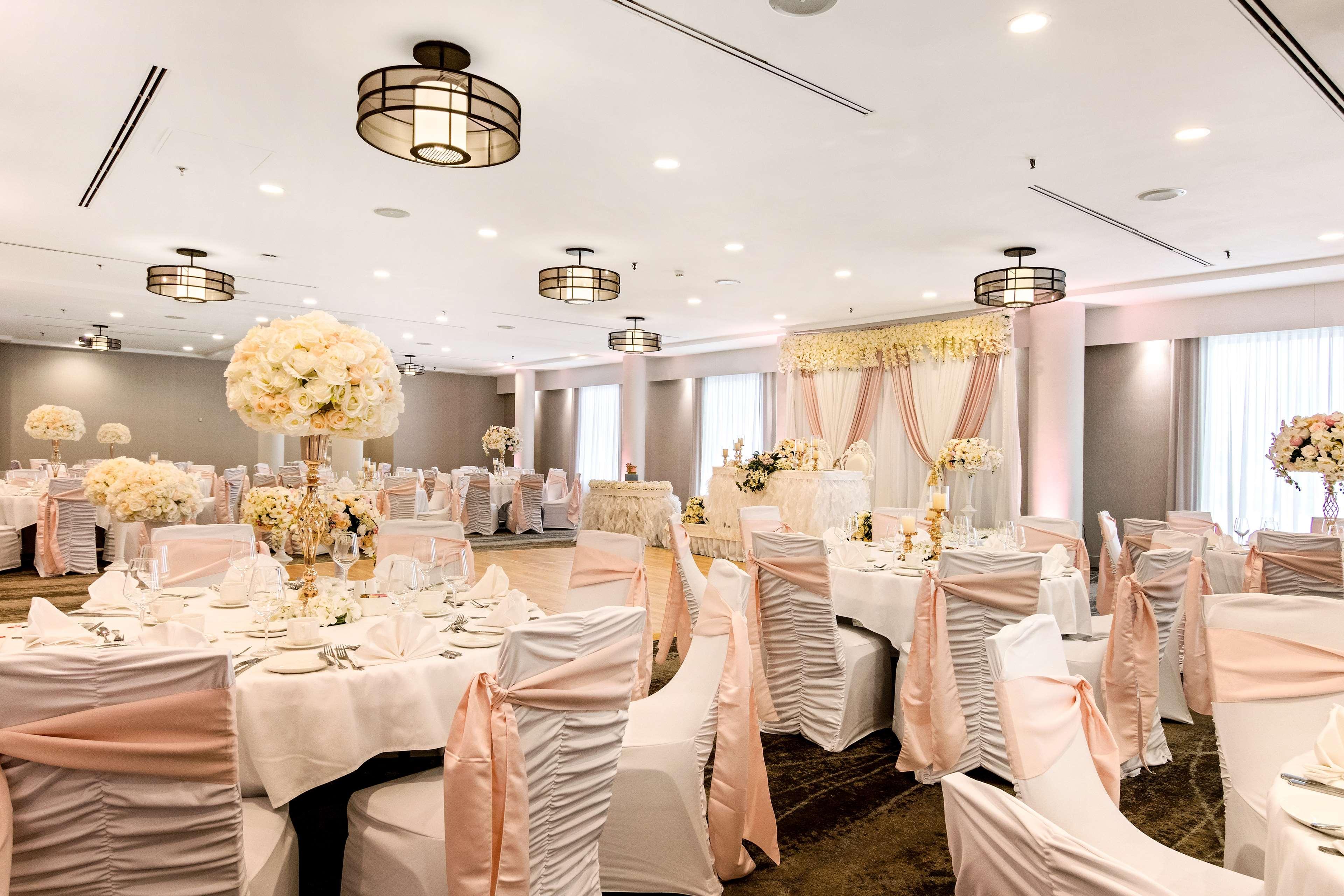 Hotel Western Premier Plaza & Conference Centre 4*
